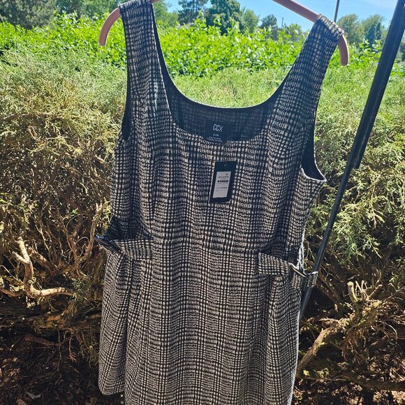 CCX City Chic Womens Plus S 16 Black White Houndstooth PINIFORE DRESS NWT Sexy - Picture 1 of 6